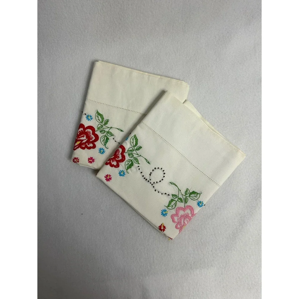 Vintage Cottagecore Standard Cream‎ Floral Hand Embroidered Pillow Case 25Set